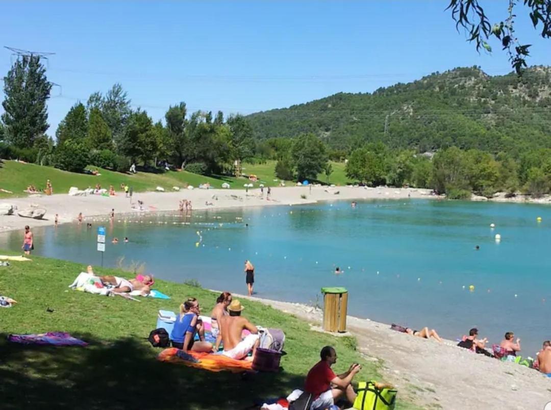 Bastide De L'Oliveraie Avec Jacuzzi Jouques Exterior photo